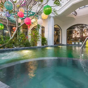 2* Hotel Hoang Trinh