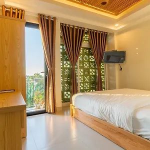D Homestay